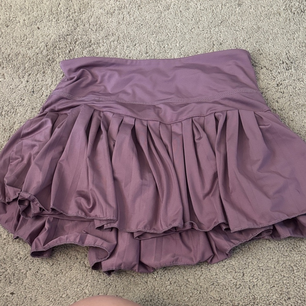 Chic Mauve Pleated Skirt perfect for playing sports in very breathable